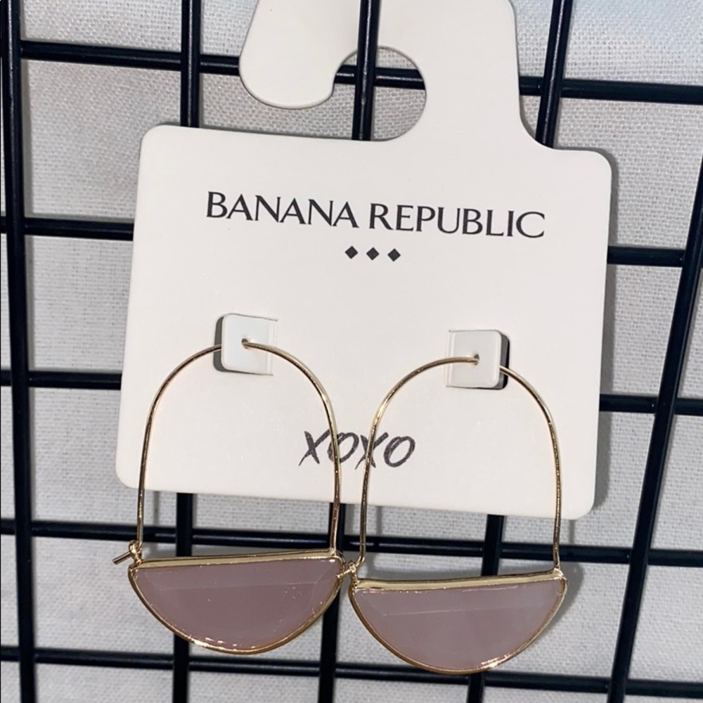 Banana Republic swing earrings. - Picture 2 of 8